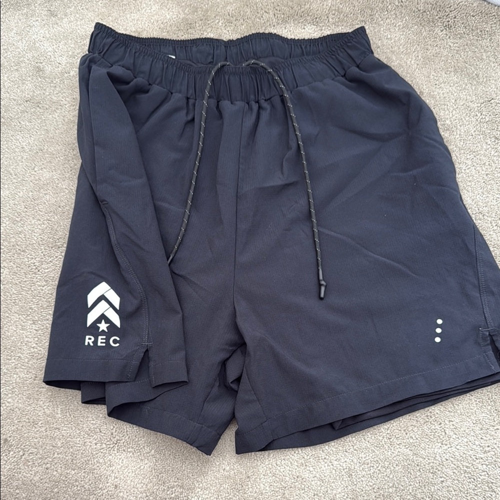 Barry’s x rec gen Men's Black Athletic Shorts